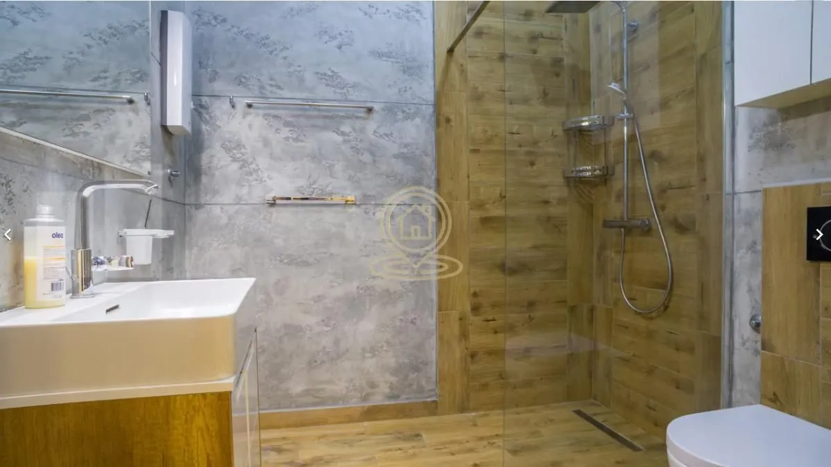 Rent, four bedroom apartment, 100m², Savski Venac, Beograd