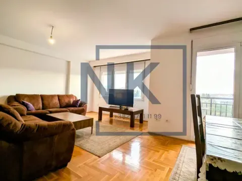 Izdavanje, trosoban stan, 92m², 1 maj, Podgorica - image 2