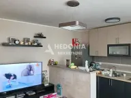 Prodaja, dvosoban stan, 56m2, Zemun, Beograd