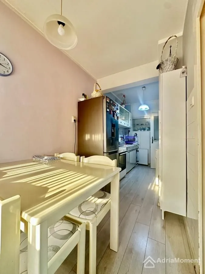 Prodaja, dvosoban stan, 67m², Centar, Tivat