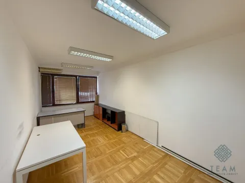 Izdavanje, poslovni prostor, 92m², Preko Morače, Podgorica - image 5