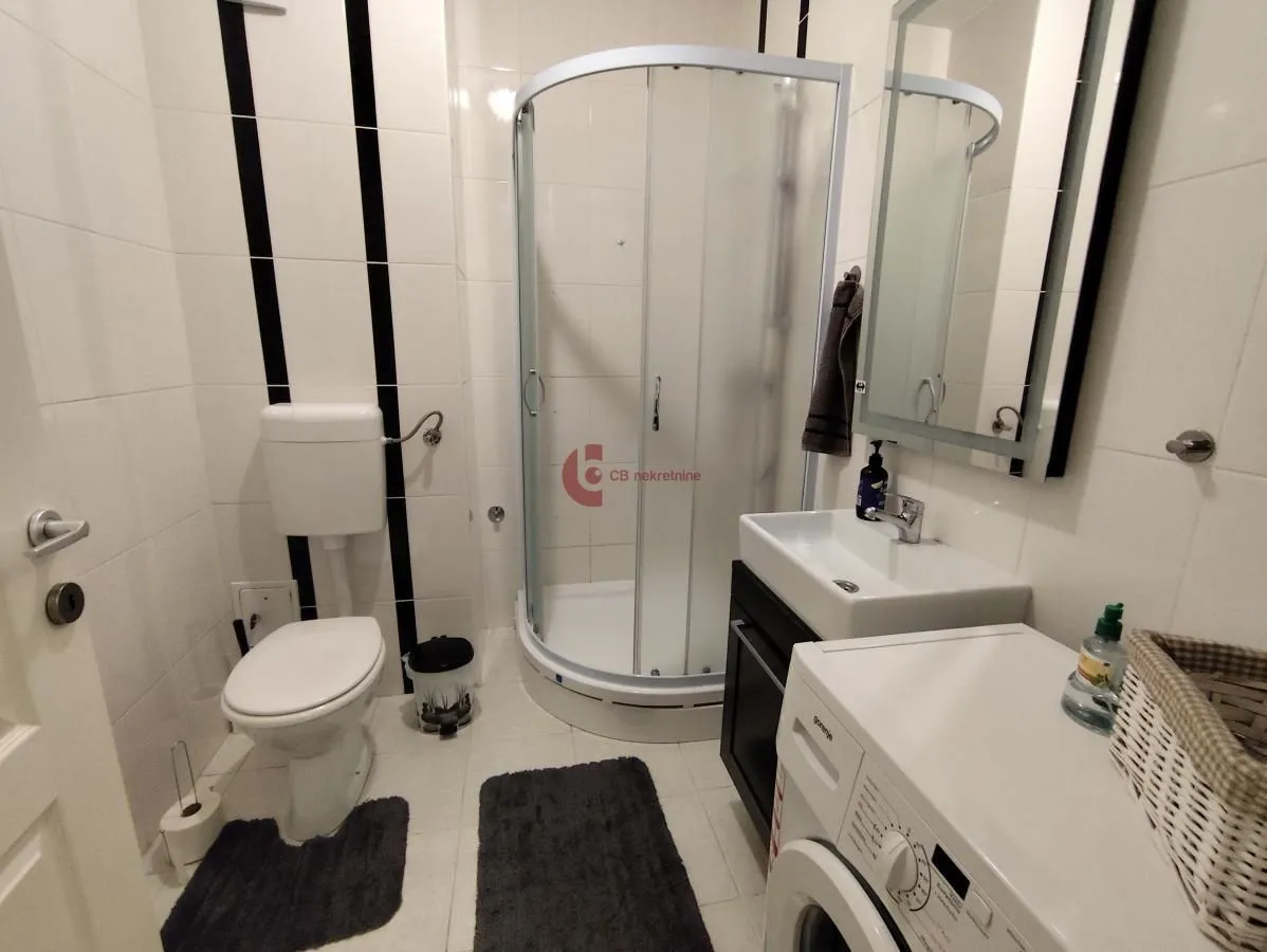 Izdavanje, dvosoban stan, 49m², Železničko Naselje, Subotica