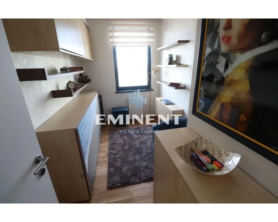 Rent, four bedroom apartment, 91m², Savski Venac, Beograd