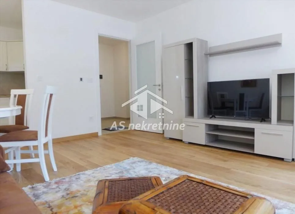 Rent, two bedroom apartment, 60m², Novi Beograd Blok 65, Novi Beograd Sve Podlokacije