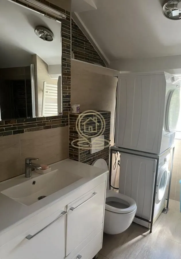 Rent, four bedroom apartment, 65m², Stari Grad, Beograd