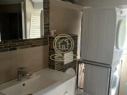 Rent, four bedroom apartment, 65m², Stari Grad, Beograd - image 12