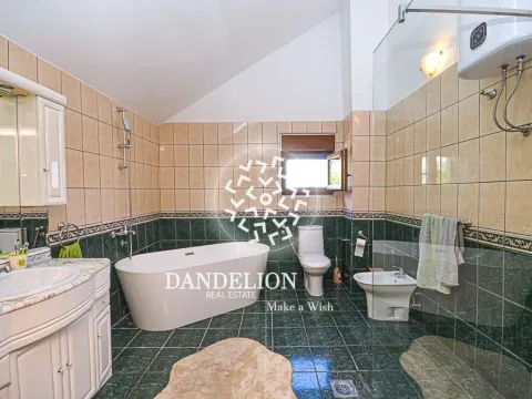 Izdavanje, stan, 300m², Gorica C, Podgorica - image 22