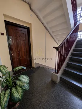 Prodaja, dvosoban stan, 64m², Centar, Podgorica - image 9