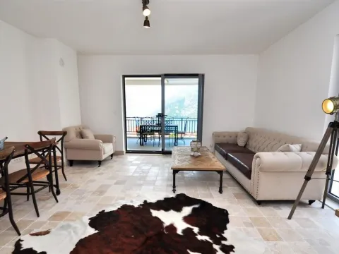 Prodaja, dvosoban stan, 92m², Risan, Kotor - image 3