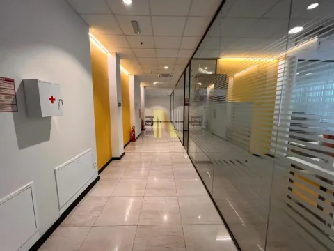 Izdavanje, poslovni prostor, 1475m², Liman 3, Novi Sad Sve Podlokacije - image 28