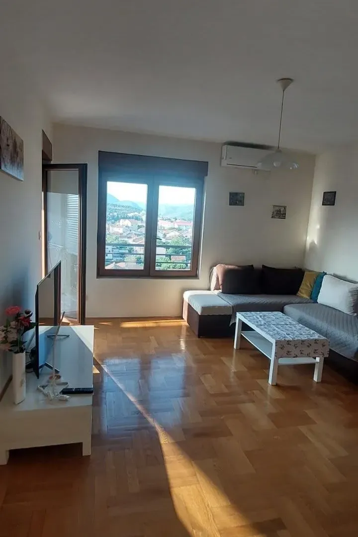Rent, one bedroom apartment, 50m², Autobuska stanica, Podgorica