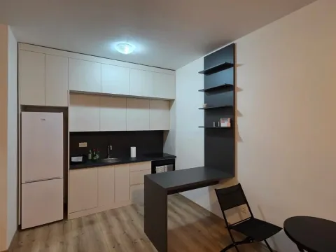 Sale, one bedroom apartment, 47m², Ulcinj, Crna Gora - image 2