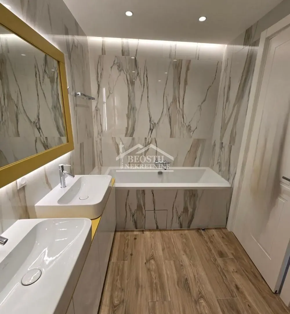 Rent, four bedroom apartment, 175m², Stari Grad, Beograd