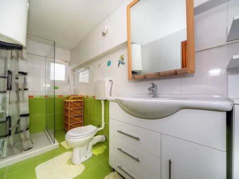 Rent, two bedroom apartment, 95m², Makedonsko naselje, Bar - image 13