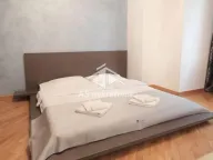 Izdavanje, trosoban stan, 89m², Stari Grad, Beograd - image 14