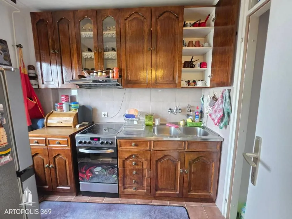 Prodaja, trosoban stan, 75m², Novi Beograd Blok 72, Novi Beograd Sve Podlokacije