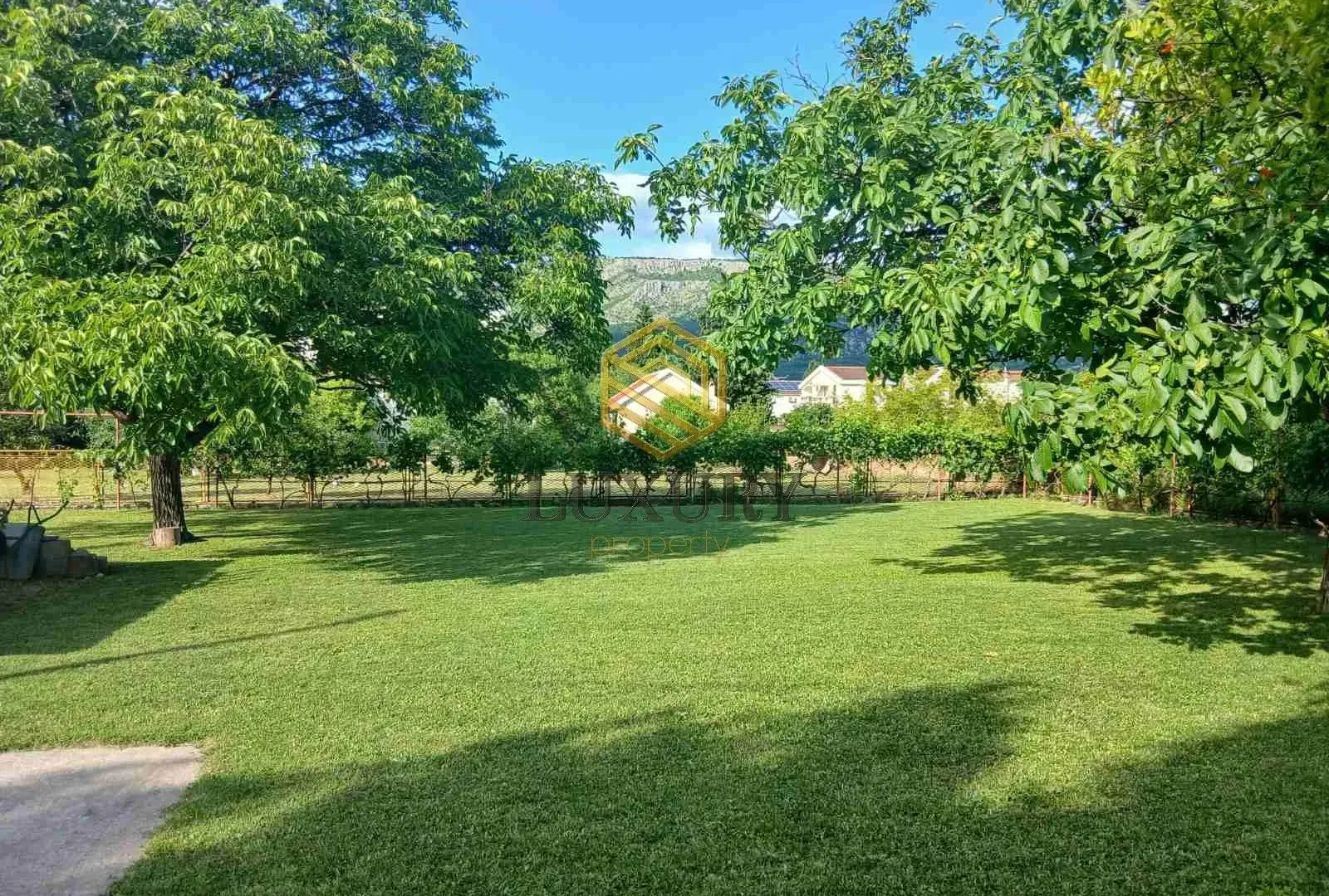 Prodaja, kuća, 100m², Murtovina, Podgorica