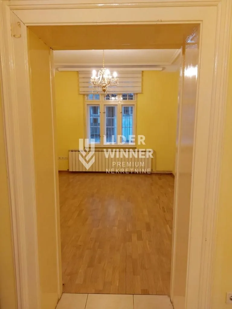 Rent, three bedroom apartment, 89m², Stari Grad, Beograd
