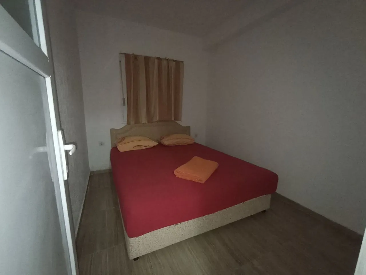 Daily-rent, one bedroom apartment, 30m², Šušanj, Bar