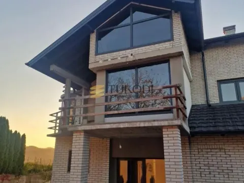 Prodaja, kuća, 550m², Sremska Kamenica, Petrovaradin - image 3