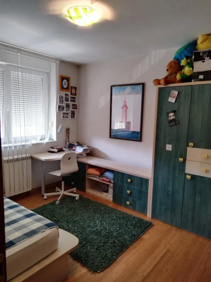 Prodaja, četvorosoban stan, 115m², Grbavica, Novi Sad Sve Podlokacije