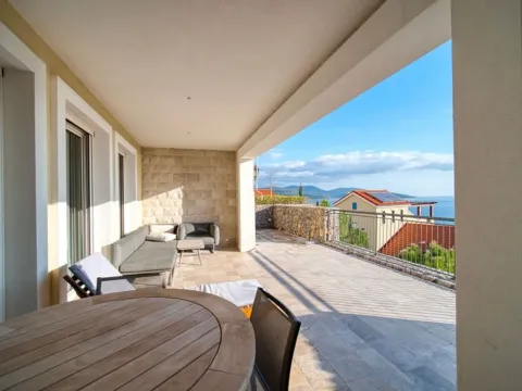 Prodaja, dvosoban stan, 79m², Luštica Bay, Tivat - image 1