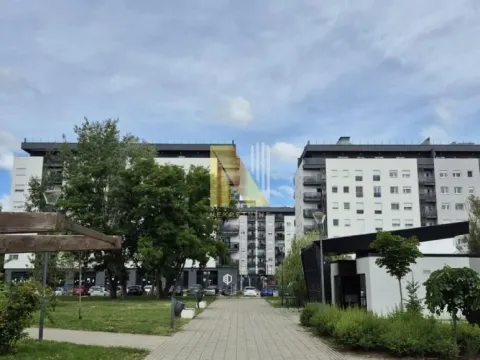 Parking garaža in Novo naselje