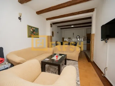 Prodaja, kuća, 348m², Stara Varoš, Podgorica - image 19