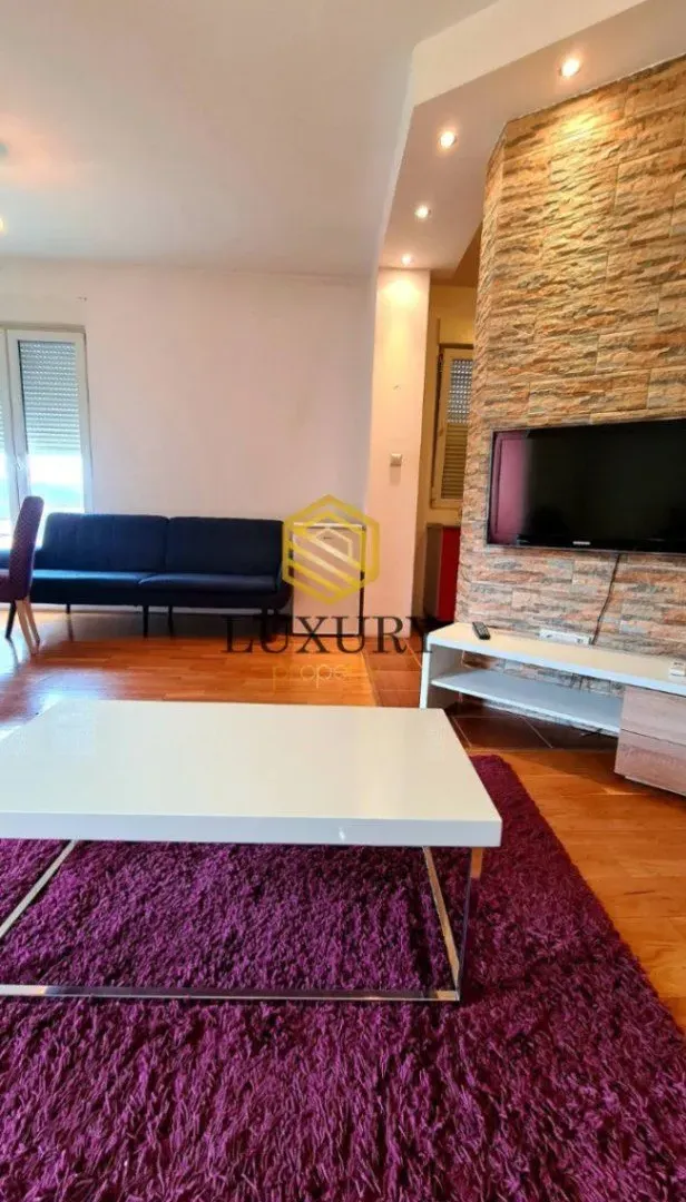 Prodaja, jednosoban stan, 48m², Tološi, Podgorica