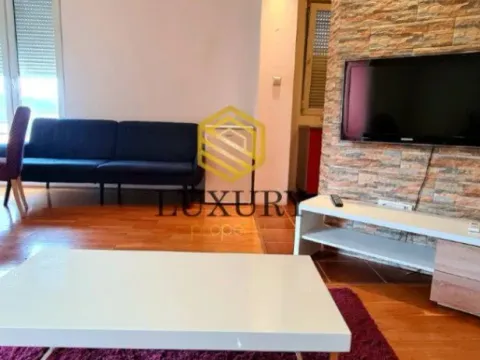 Prodaja, jednosoban stan, 48m², Tološi, Podgorica - image 8