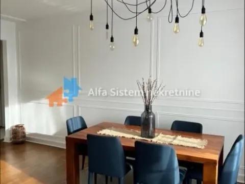 Rent, three bedroom apartment, 90m², Kalenić Pijaca, Vračar Sve Podlokacije - image 10