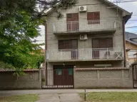 Sale, house, 400m², Batajnica, Beograd - image 1