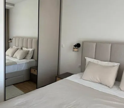 Prodaja, jednosoban stan, 51m², Dobrota, Kotor - image 4