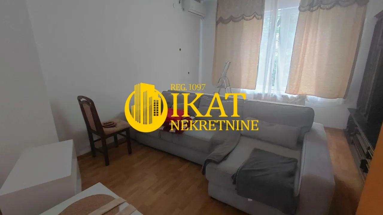 Rent, four bedroom apartment, 80m², Južni Bulevar, Vračar Sve Podlokacije