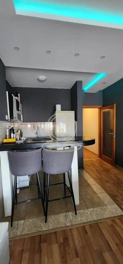 Prodaja, jednosoban stan, 35m², Centar, Novi Sad