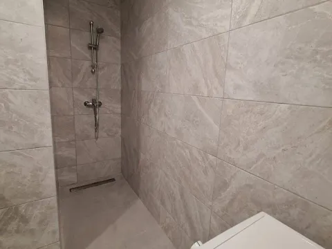 Izdavanje, jednosoban stan, 50m², Stari Aerodrom, Podgorica - image 14