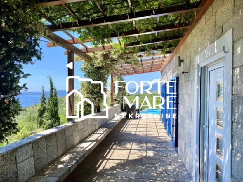 Prodaja, kuća, 250m², Blizikuće, Budva