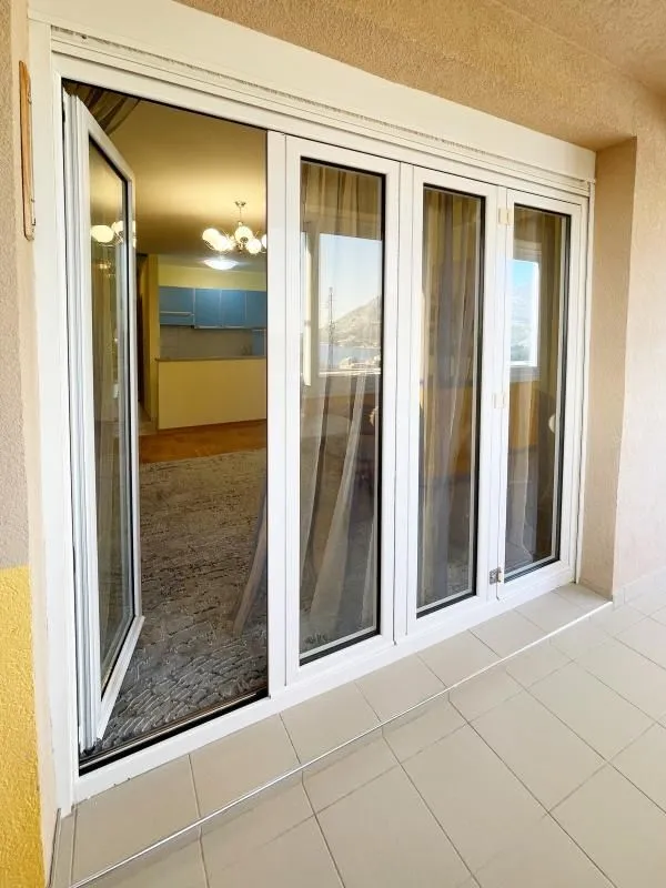 Sale, two bedroom apartment, 55m², Bečići, Budva