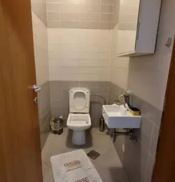 Izdavanje, trosoban stan, 88m², Kalenić Pijaca, Vračar Sve Podlokacije - image 15