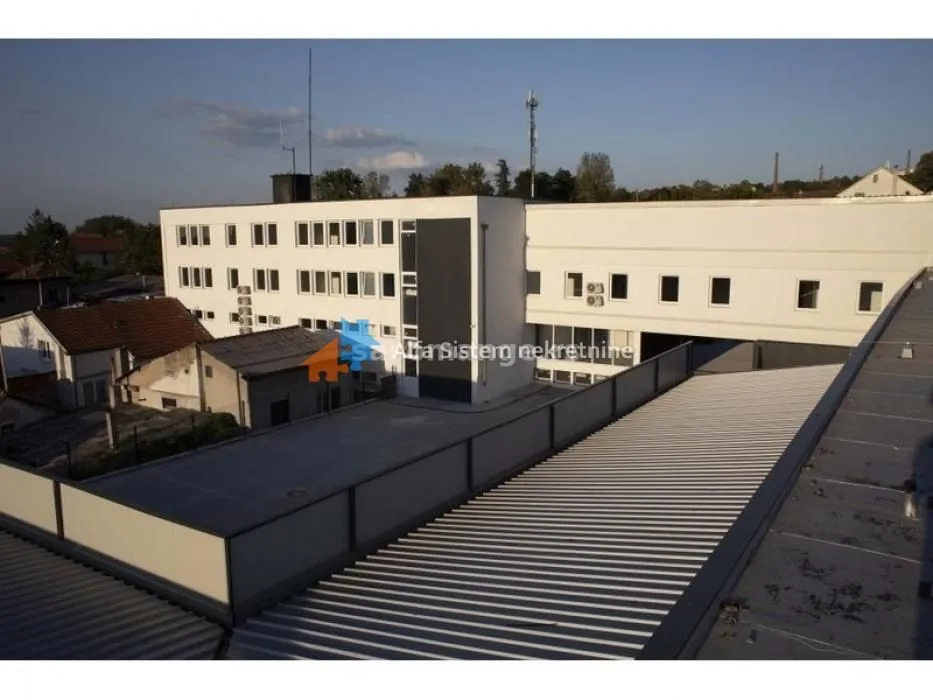 Izdavanje, poslovni prostor, 1200m², Karaburma, Palilula Sve Podlokacije