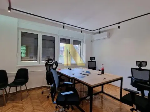 Izdavanje, poslovni prostor, 200m², Spens, Novi Sad Sve Podlokacije - image 3