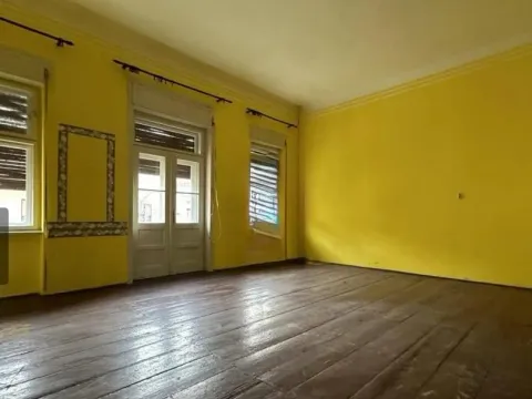 Prodaja, trosoban stan, 170m², Centar, Sombor - image 1