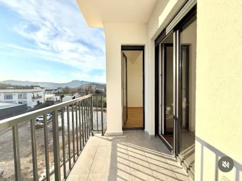 Prodaja, jednosoban stan, 40m², Zabjelo, Podgorica - image 9