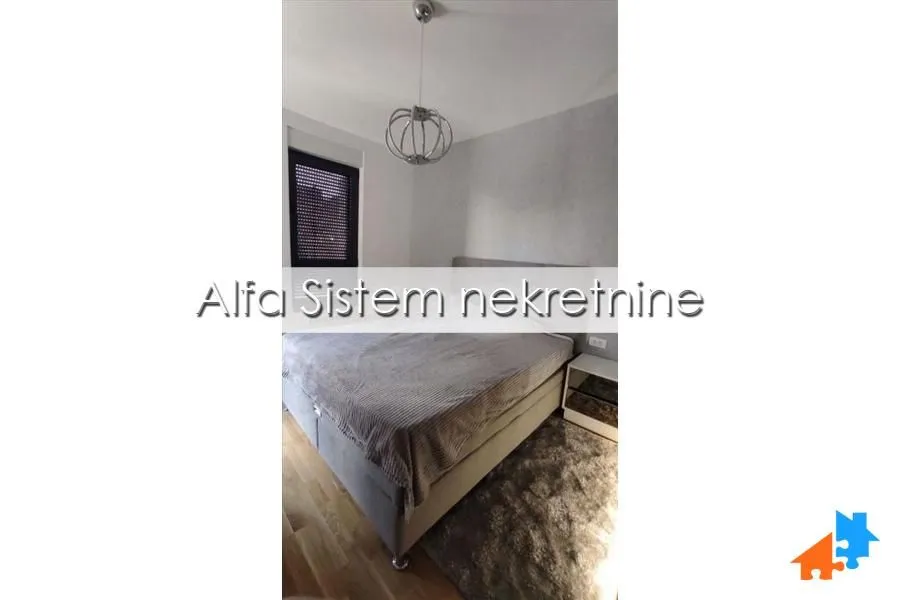 Izdavanje, dvosoban stan, 50m², Đeram Pijaca, Beograd