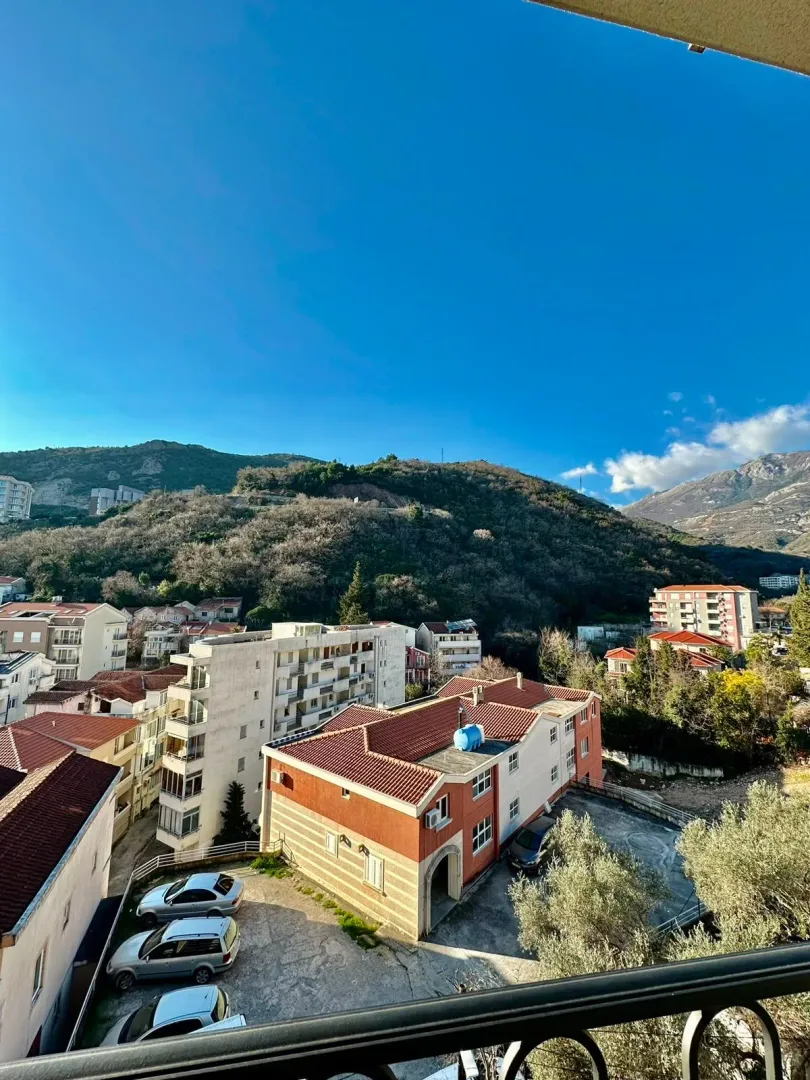 Rent, one bedroom apartment, 43m², Boreti, Budva