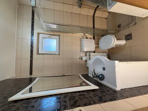 Rent, house, 45m², Zabjelo, Podgorica - image 8