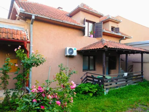 Sale, house, 250m², Dušanovac, Voždovac Sve Podlokacije - image 5