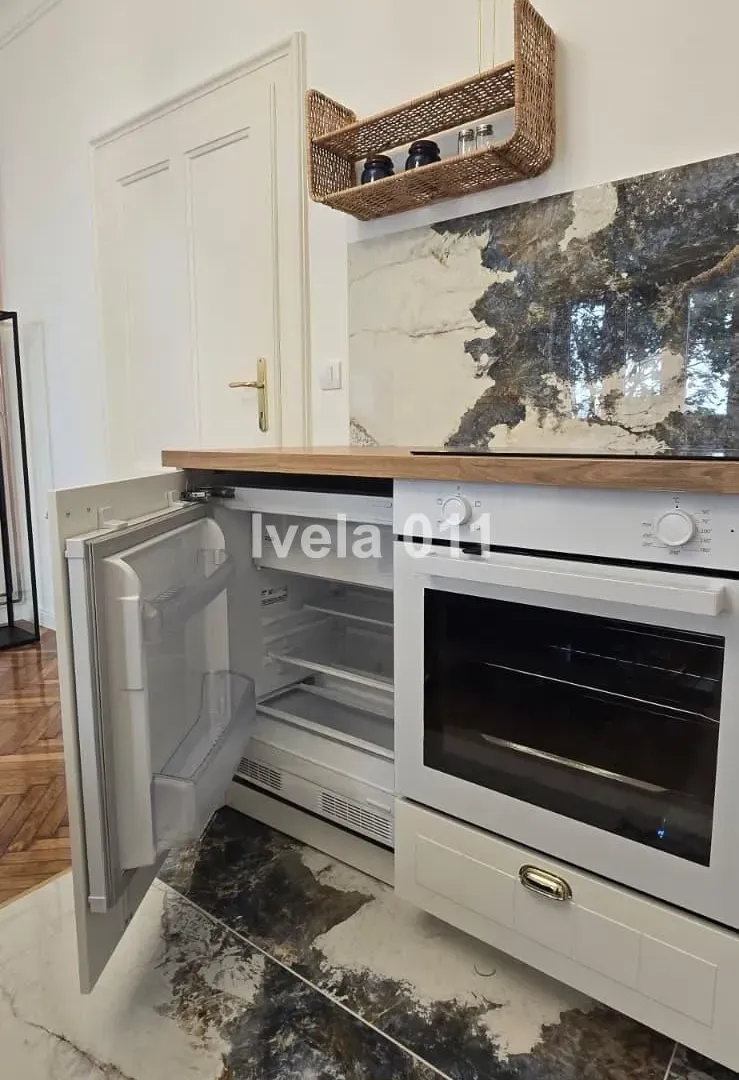 Prodaja, jednosoban stan, 36m², Savski Trg, Beograd