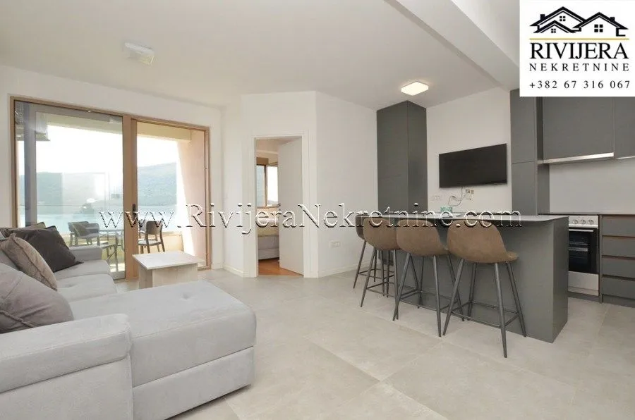 Prodaja, jednosoban stan, 44m², Baošići, Herceg Novi