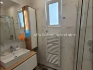 Izdavanje, trosoban stan, 68m², Stari Grad, Beograd - image 8